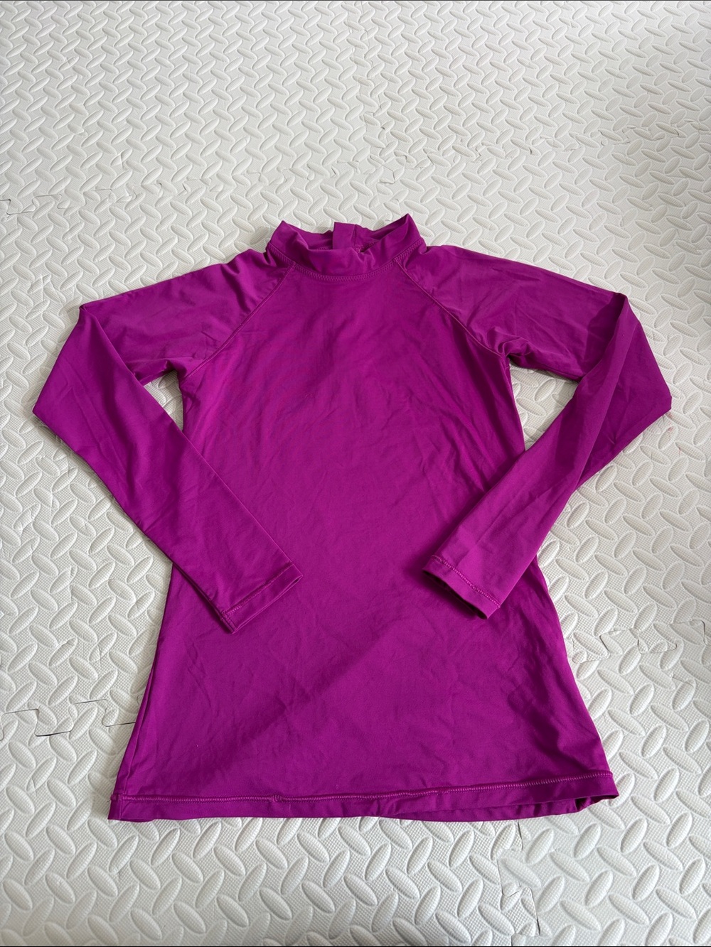 Athleta North Point Rashguard Magenta Long Sleeve Swim/Lycra Top Small
